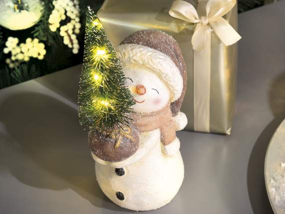Muñeco de nieve de terracota efecto nieve con árbol LED