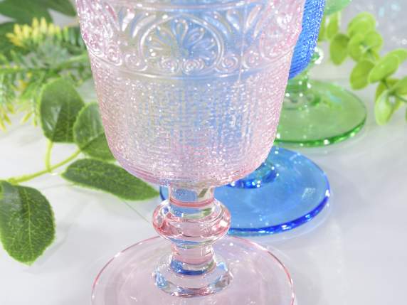 Copa de cristal artesanal y coloreada.