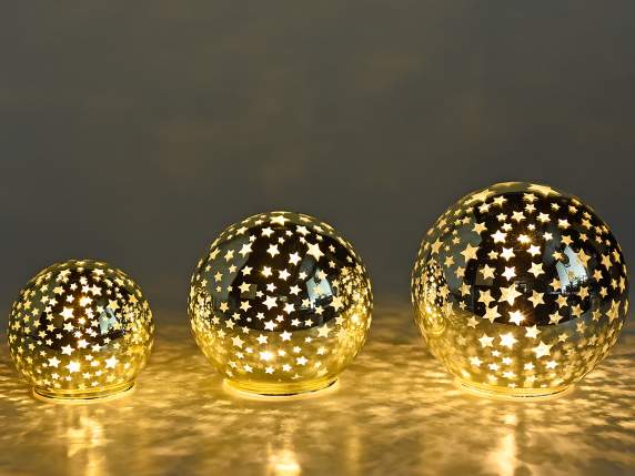 Set de 3 lampi sfera aurie cu lumina LED alb cald si tempori
