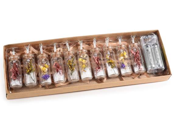 Box mit Kette aus 10 Reagenzgläsern mit Trockenblumen und Sc