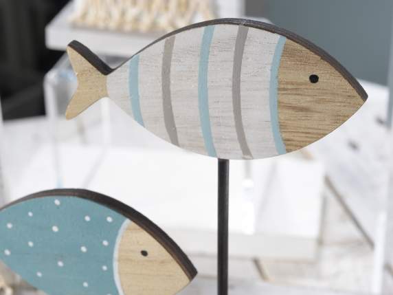 Farbige Holzdekoration mit 3 Fischen zum Platzieren