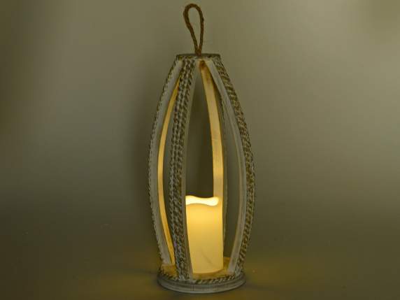 Lampe - Laterne aus bearbeitetem Holz mit LED-Kerze