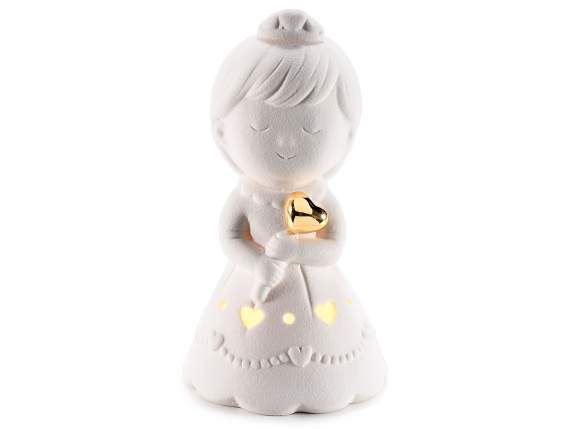 Prinzessin mit goldenem Porzellanherz und LED-Lichtern