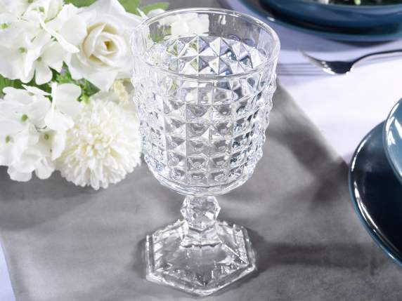 Kelch--Tischglas aus bearbeitetem transparentem Glas