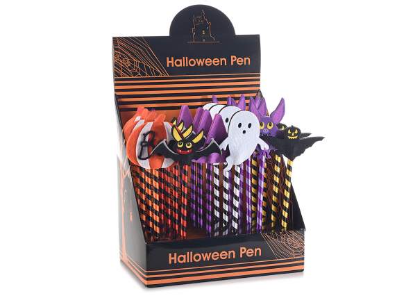 Kugelschreiber mit Halloween-Figur in Stoff ausgestellt