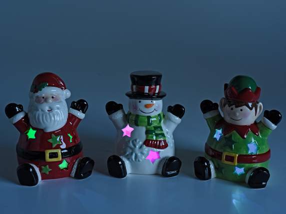 Weihnachtsfigur aus Keramik mit bunten LED-Lichtern