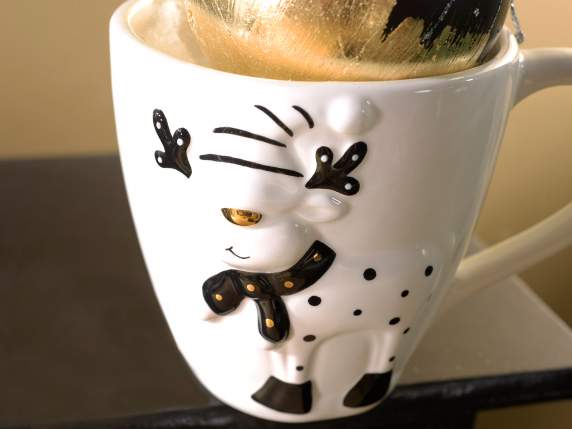Tazza mug in ceramica con renna in rilievo e naso dorato