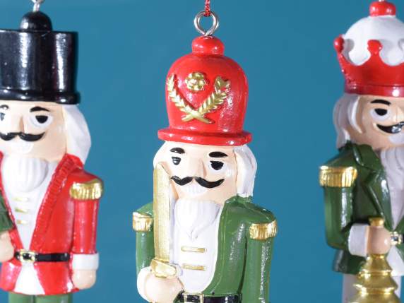Pack of 2 resin nutcrackers to hang