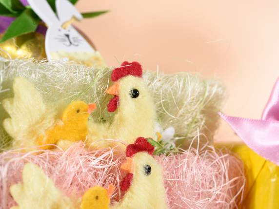 Panier en fibre végétale colorée à décor de Pâques