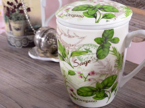 Taza de té de hierbas de porcelana con filtro en caja de reg