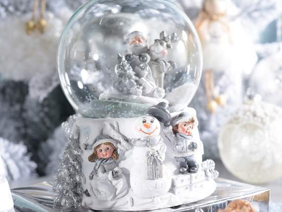 Snowball music box with Santa Claus in resin and decorations