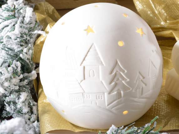 Set of 2 ceramic spheres with snowy landscape and led light