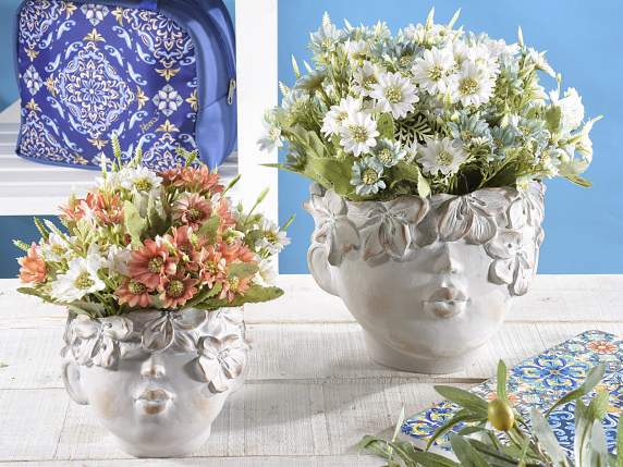 Set 2 vaze din rasina cu fata si coroana de flori