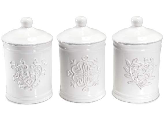 Pot alimentaire en céramique blanche avec décorations en rel