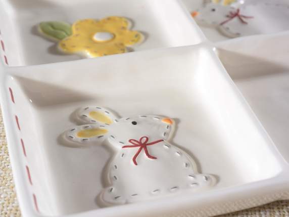 Ceramic food tray with 4 compartments and embossed decoratio