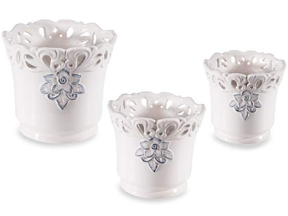 Set of 3 glossy ceramic vases with decorated edge and relief