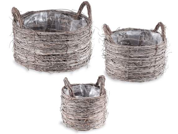 Set of 3 wooden baskets with handles and internal lining