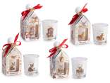 Bougie parfumée dans un verre avec décorations de Noël