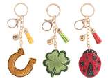 Breloc Charm / norocos cu strasuri si pandantive
