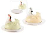 Ceramic food plate with chicken lid