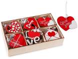 Muestra 72 adornos de madera de Amor y corazones para colgar