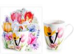Taza de porcelana de 300 ml con estampado floral y letra V