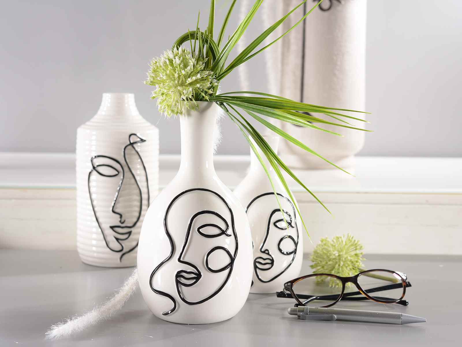 Set 3 vasi decorativi in porcellana c/volto di donna (72.08.89) - Art From  Italy