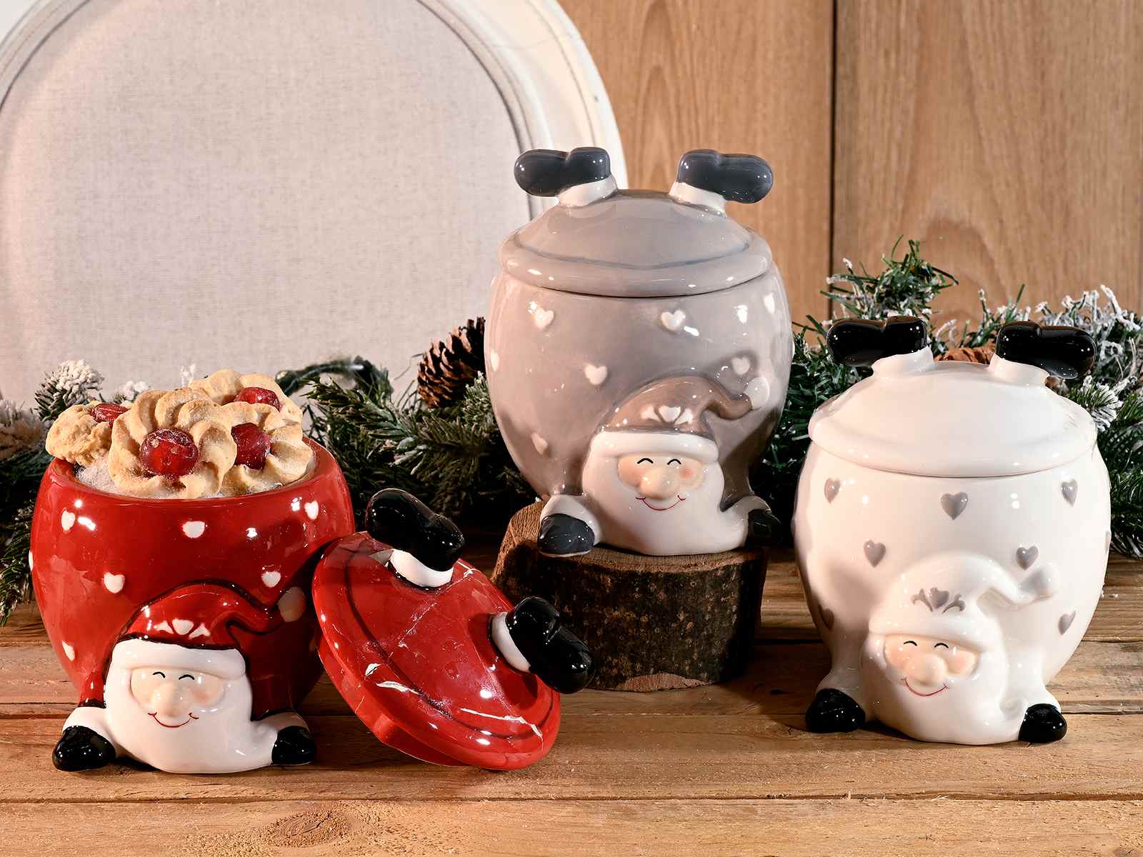 Santa Claus jar in colored ceramic 71.44.37 Art From Italy