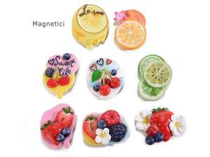 Aimant de fruits en résine colorée en gros
