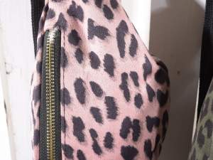 Animal print leopard pouch wholesaler