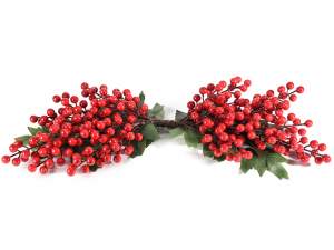 wholesale red berry centerpieces