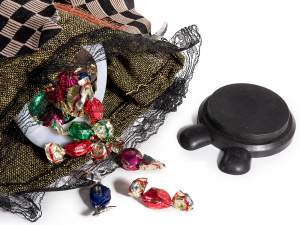 Wholesaler sweets holder witch befana showcase