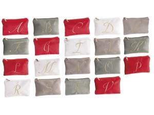 Cartera de mano con letras del alfabeto
