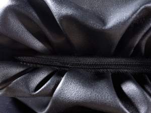Ingrosso borsa arricciata similpelle