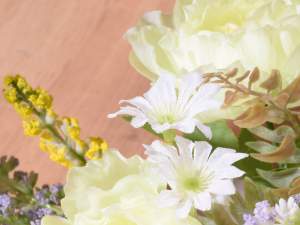 Vente en gros bouquet pivoines et fleurs artificie