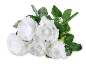 bouquet de roses blanches enneigées en gros