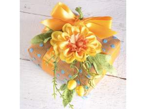 Wholesaler artificial flower berry bouquets