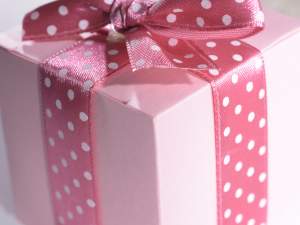 Wholesale boxes cube pink paper
