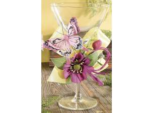 Buchet de flori cu ridicata, ou, fluture arc