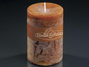 Caramel cylindrical candles