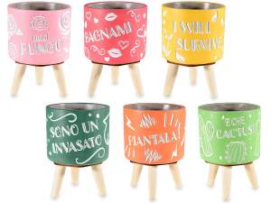 wholesaler of three-legged colored jars