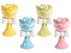 Céramiques et coquetiers de Pâques