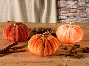 grossiste de citrouilles décoratives en velours