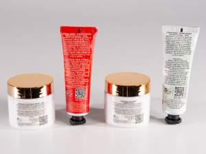 ingrosso natale confezione regalo crema mani piedi
