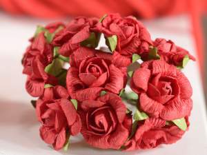 Faveur de fleur rose décorative