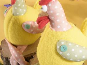 ingrosso peluche gallina gambelunghe decoro