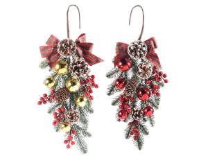 Wholesale branches garland pine cones berries