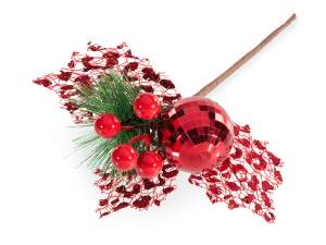 Ghirlande și flori artificiale de Crăciun