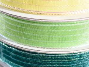 Green ribbon wholesaler with lamé threads