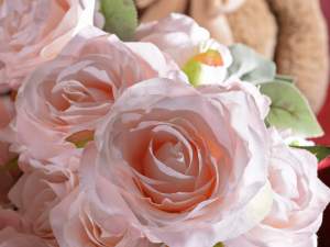 Grossiste bouquet de roses artificielles